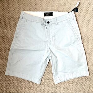 NWT Abercrombie &Fitch men’s shorts in baby blue SIZE 31